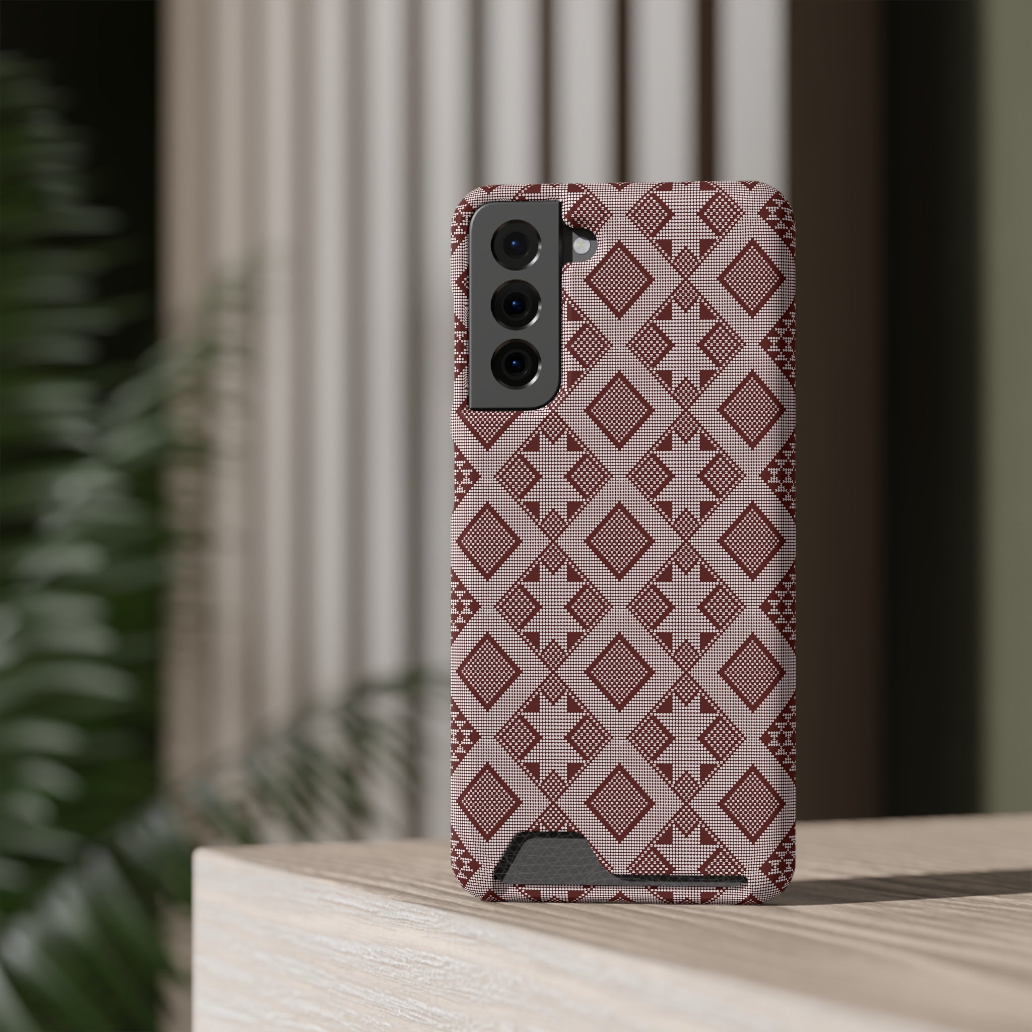 Stylish Phone Case with Card Holder - Panu di Pinti Pattern for Everyday Use