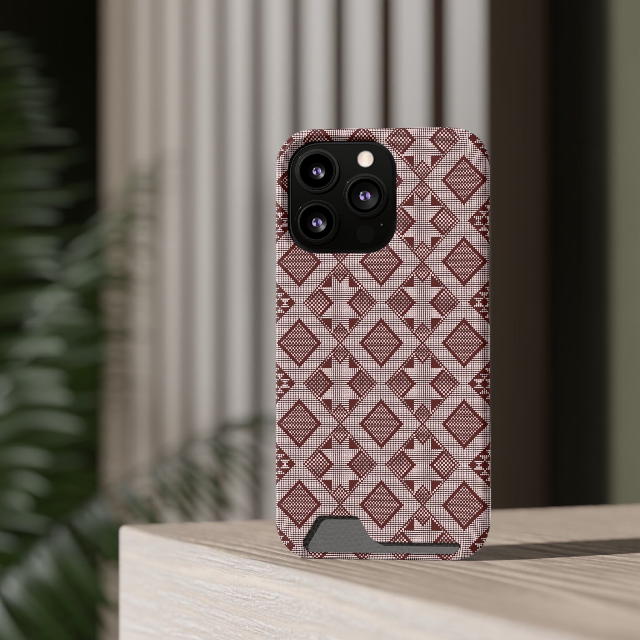 Stylish Phone Case with Card Holder - Panu di Pinti Pattern for Everyday Use