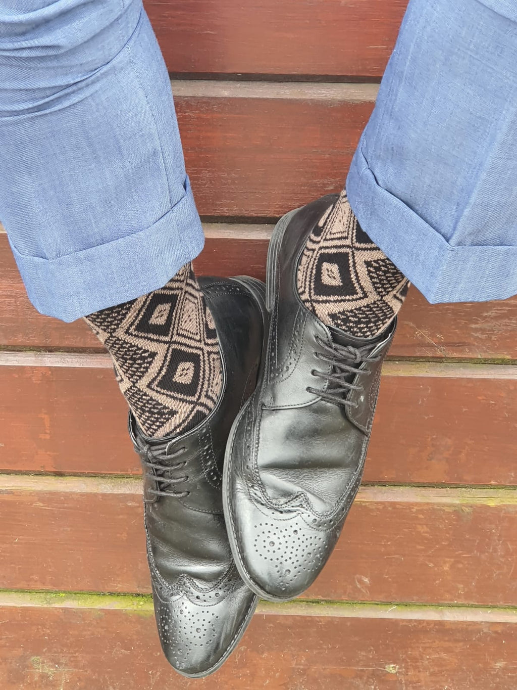 Brown sock inspired by Guinea-Bissau panu di pinti pattern